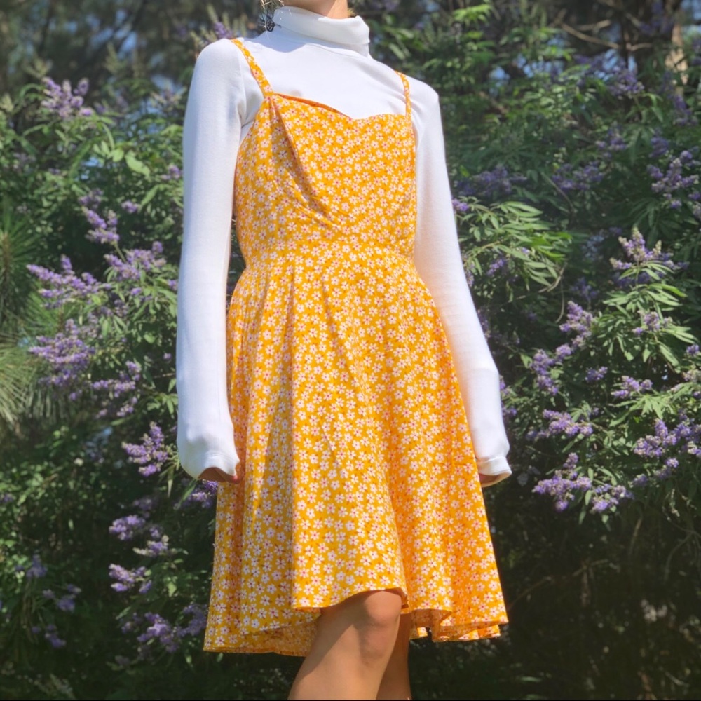 ⚡️Yellow old navy flower dress!